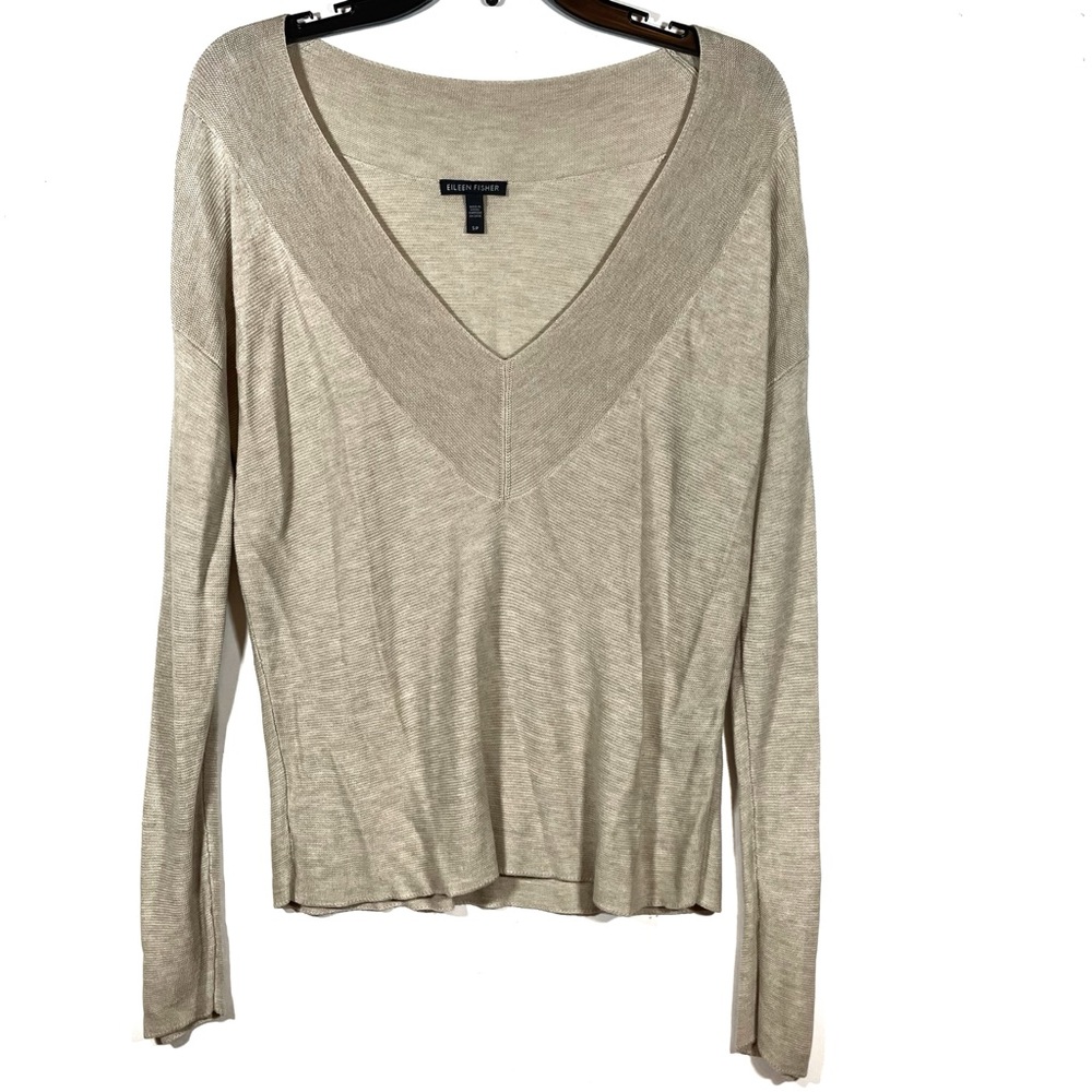 Eileen Fisher Lighweight V-Neck Sweater Tencel/Silk Blend 
Size Small